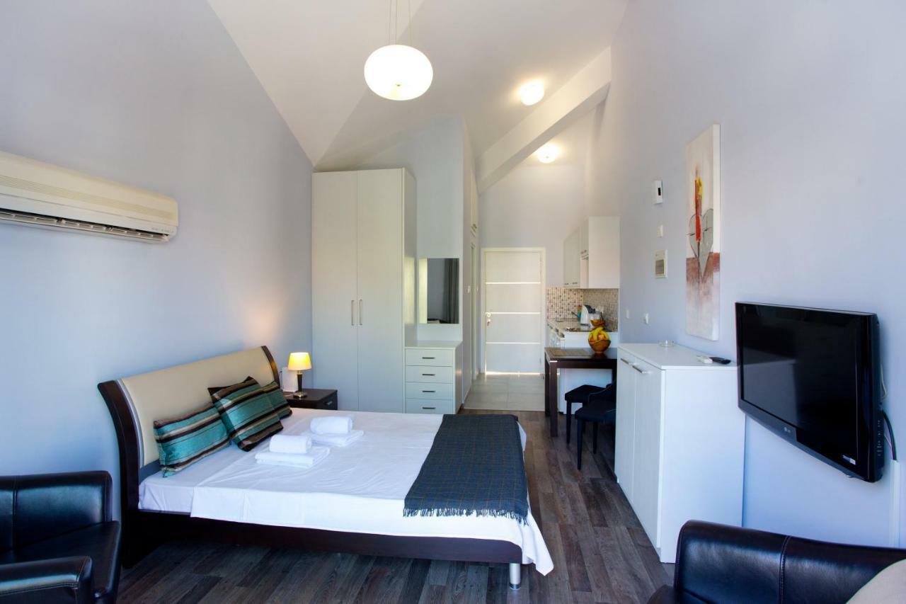 Galatex Beach Living By Trulycyprus Limassol Exterior photo